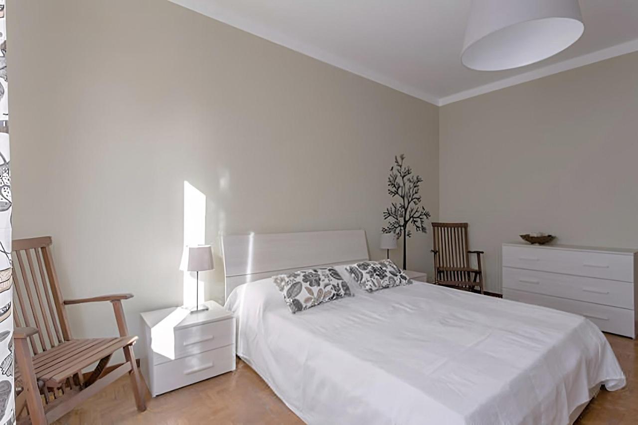 Natural Chic - Close To City Center And Beach - Parking Desenzano del Garda Exterior photo